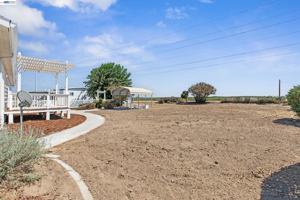 4437 W Grayson, Modesto, CA 95358