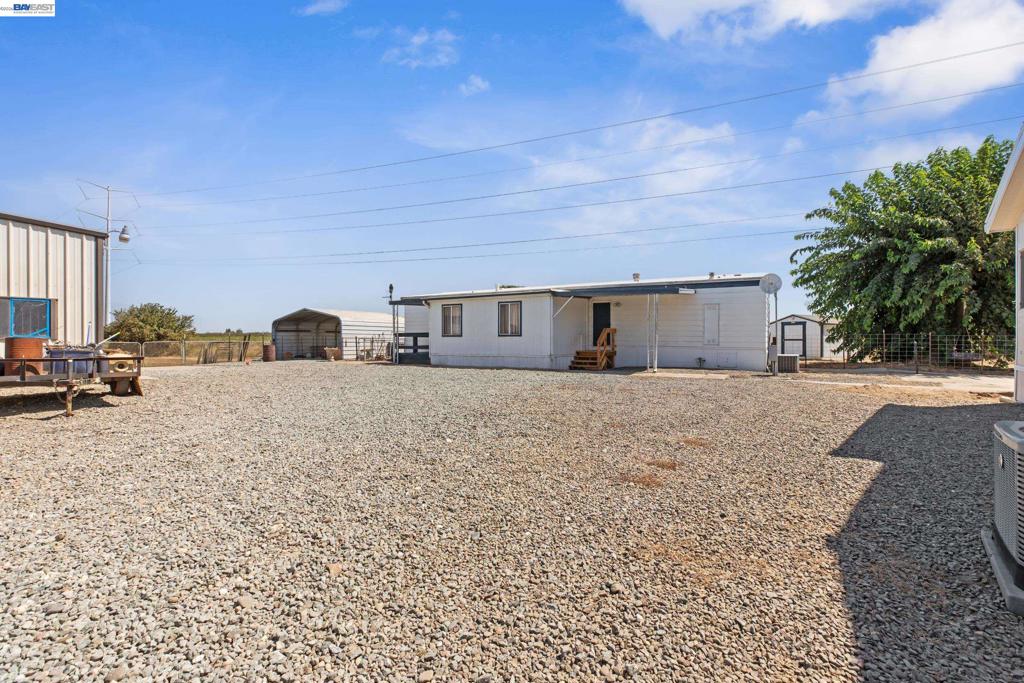4437 W Grayson, Modesto, CA 95358