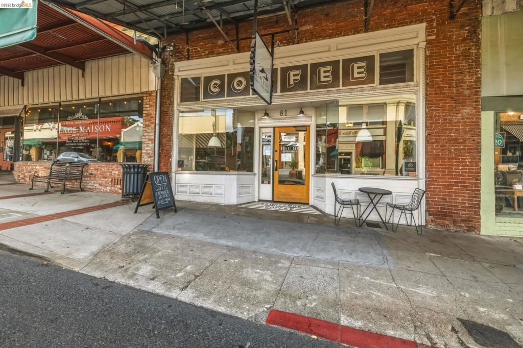 81 S Washington St, Sonora, CA 95370
