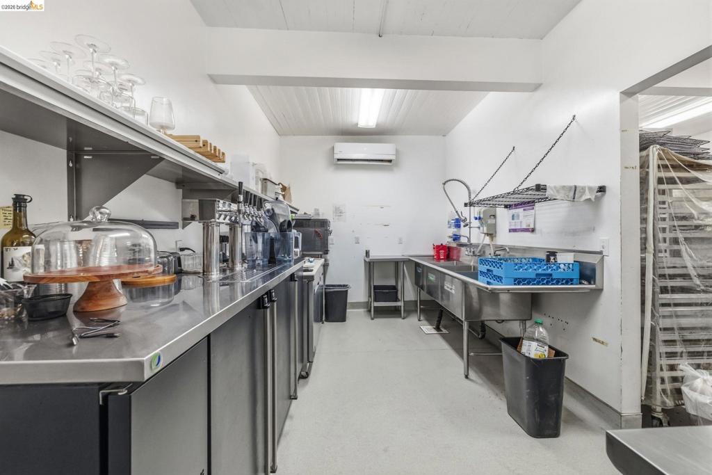 81 S Washington St, Sonora, CA 95370