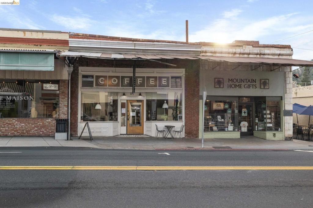 81 S Washington St, Sonora, CA 95370