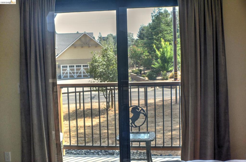13323 Mule CT, Groveland, CA 95321