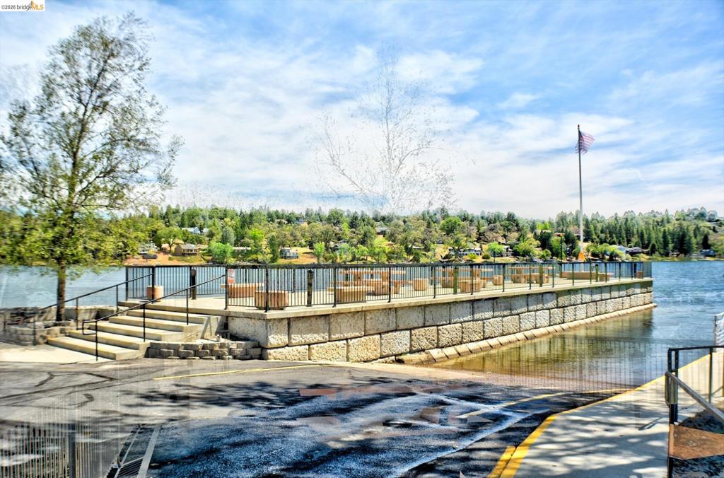 13323 Mule CT, Groveland, CA 95321