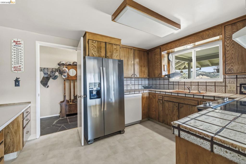 9325 Fraguero Rd, Sonora, CA 95370