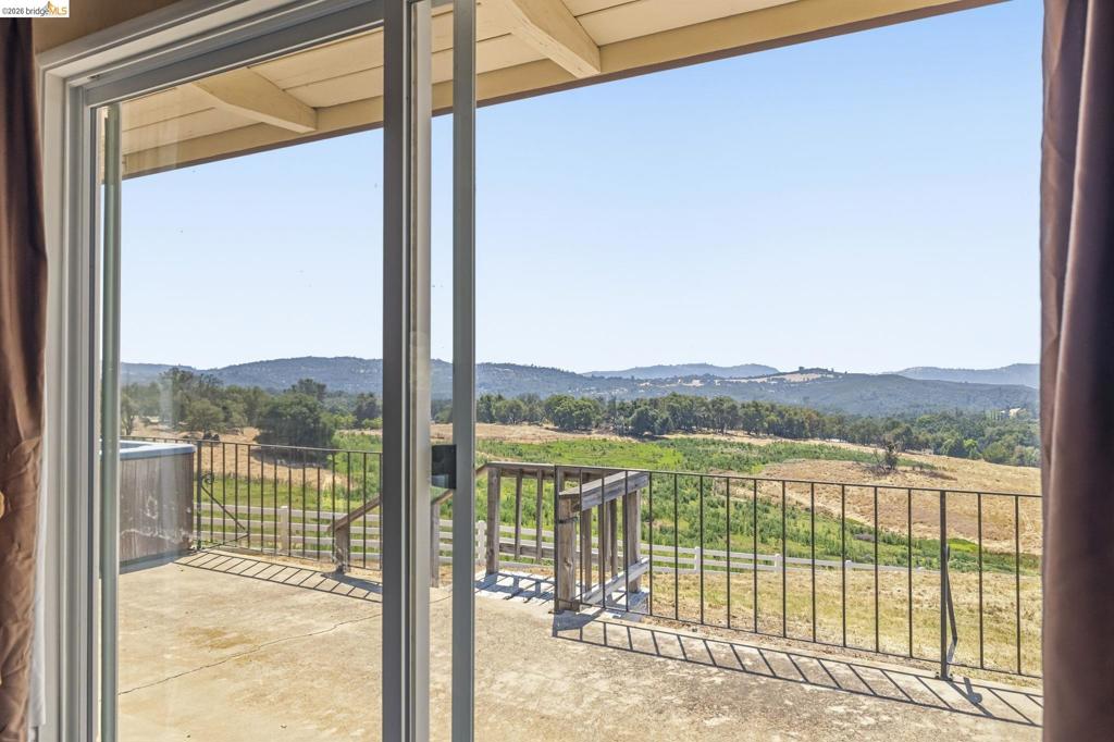9325 Fraguero Rd, Sonora, CA 95370