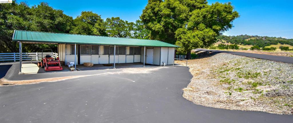 9325 Fraguero Rd, Sonora, CA 95370