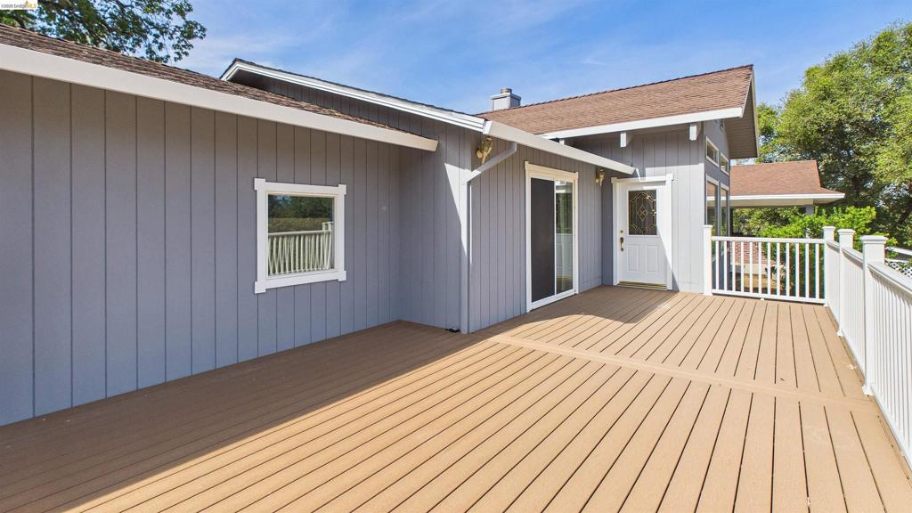 17910 Dolores Ln, Sonora, CA 95370
