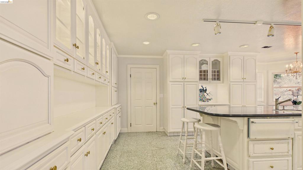 17910 Dolores Ln, Sonora, CA 95370