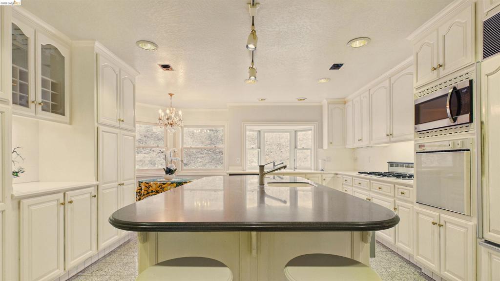 17910 Dolores Ln, Sonora, CA 95370