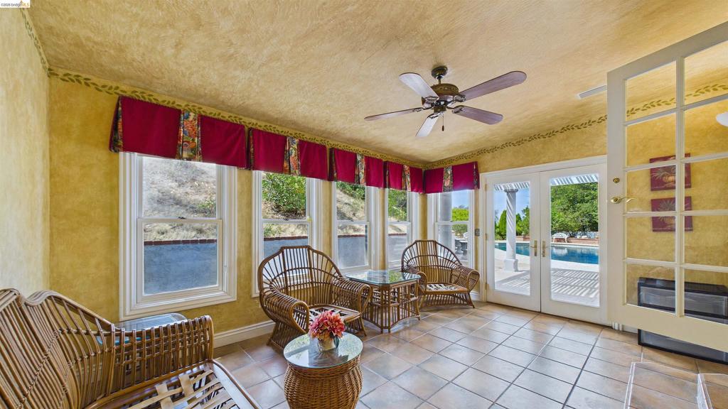 17910 Dolores Ln, Sonora, CA 95370