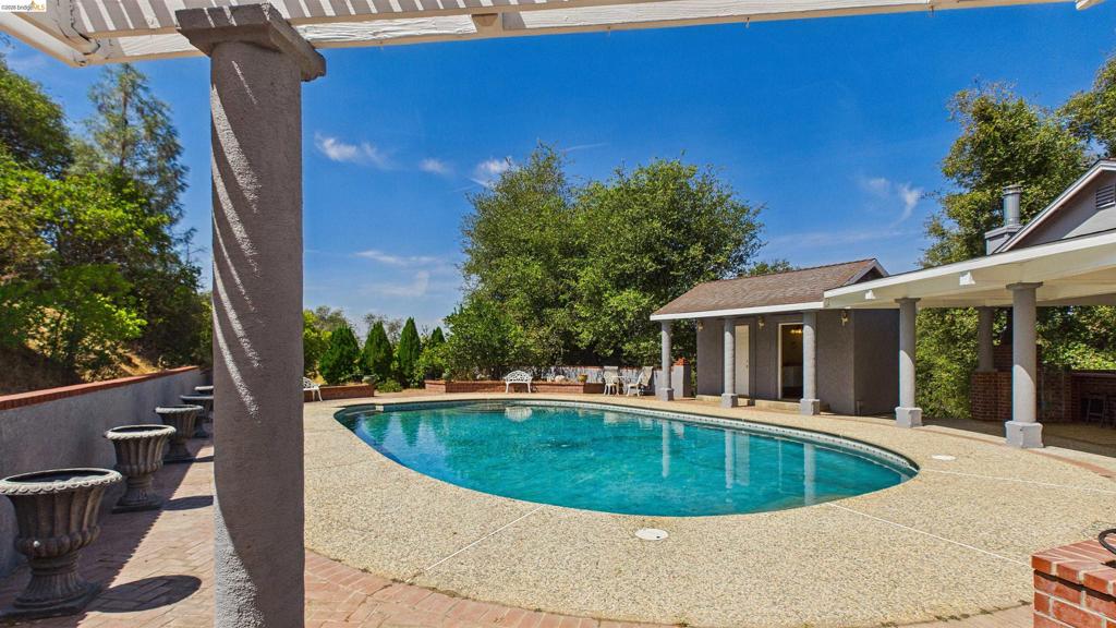 17910 Dolores Ln, Sonora, CA 95370