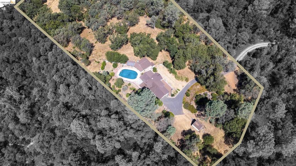 17910 Dolores Ln, Sonora, CA 95370