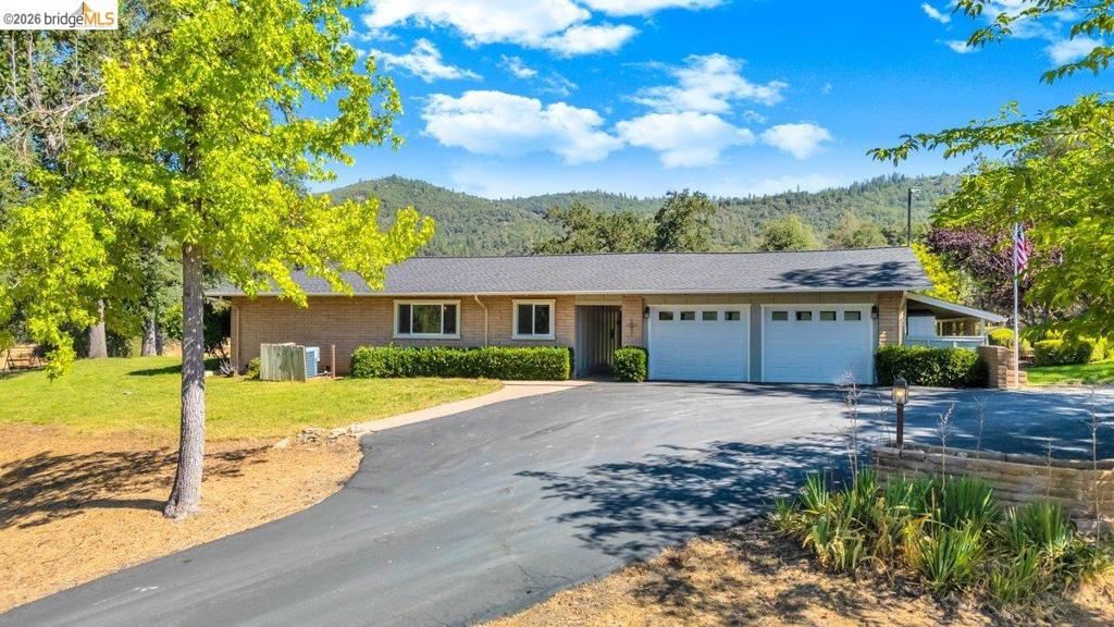 22309 Villas Ln, Sonora, CA 95370