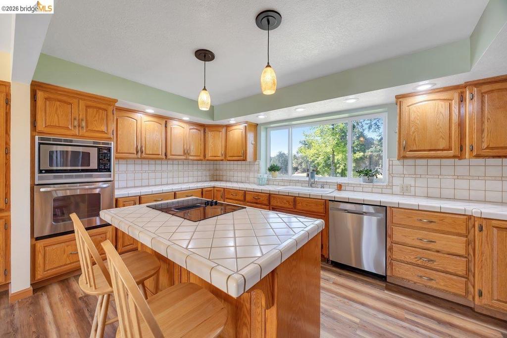 22309 Villas Ln, Sonora, CA 95370