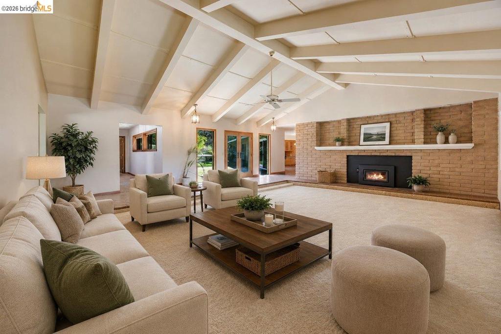 22309 Villas Ln, Sonora, CA 95370