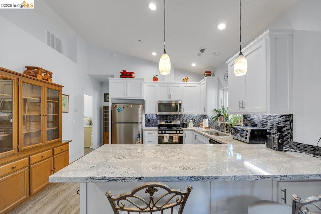 22309 Villas Ln, Sonora, CA 95370