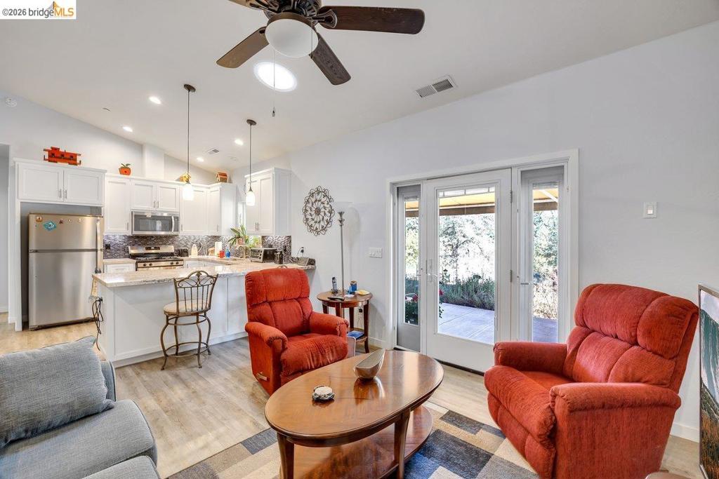 22309 Villas Ln, Sonora, CA 95370