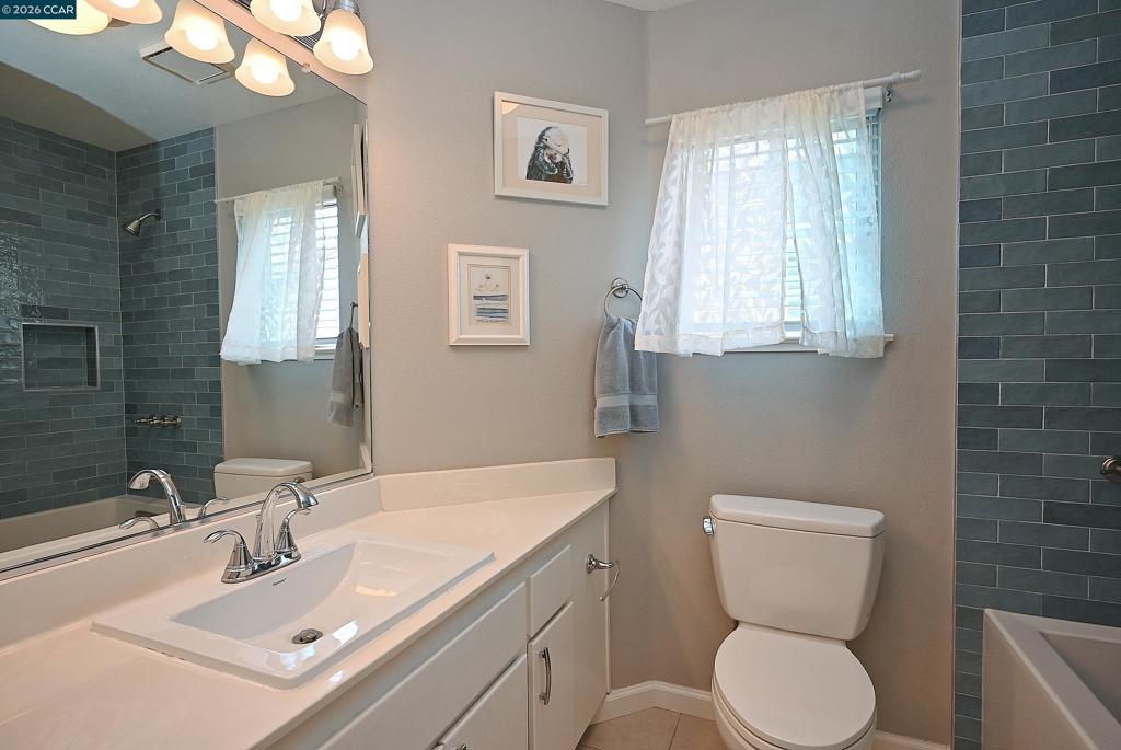 310 Winesap Dr., Brentwood (CC), CA 94513-2666