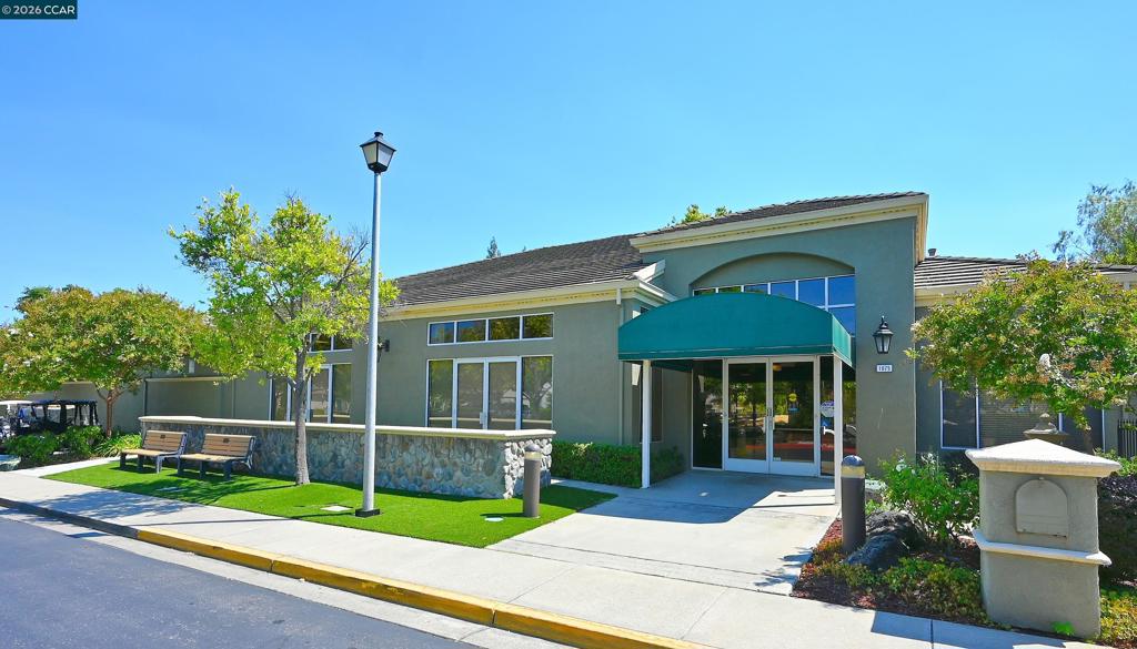 310 Winesap Dr., Brentwood (CC), CA 94513-2666