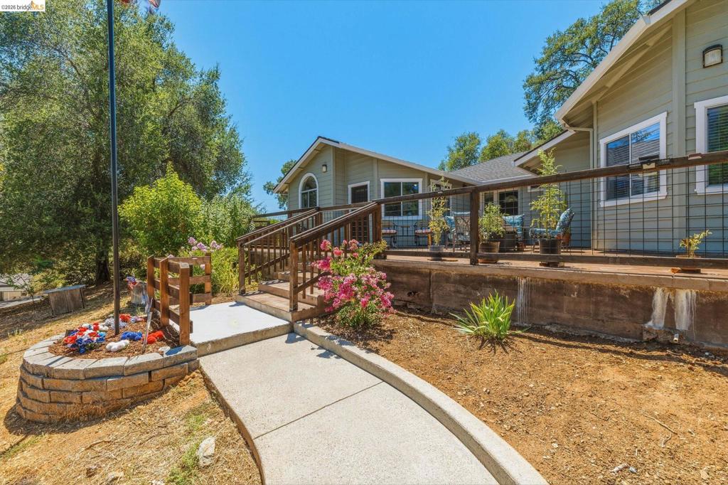 18570 Pradera Real Rd, Sonora, CA 95370