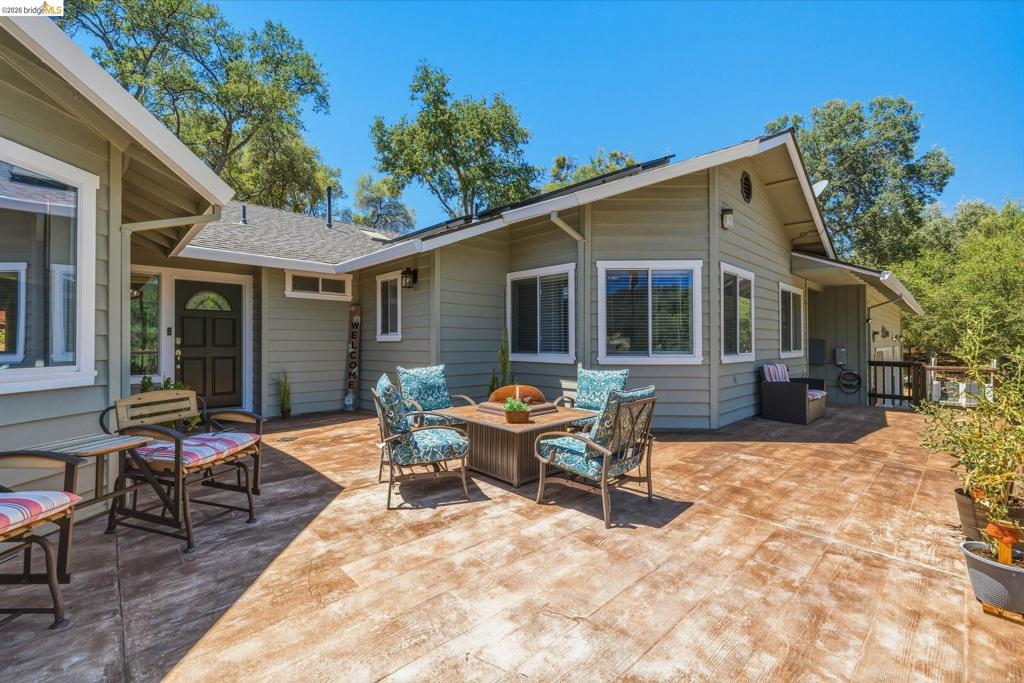 18570 Pradera Real Rd, Sonora, CA 95370