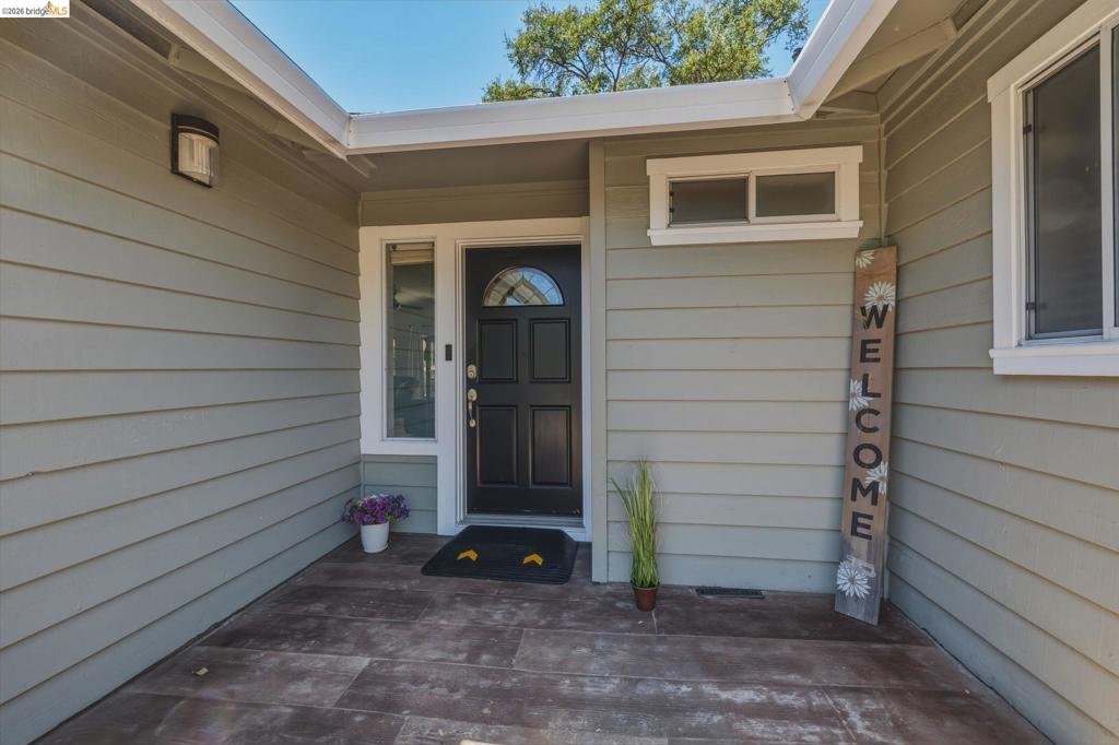 18570 Pradera Real Rd, Sonora, CA 95370
