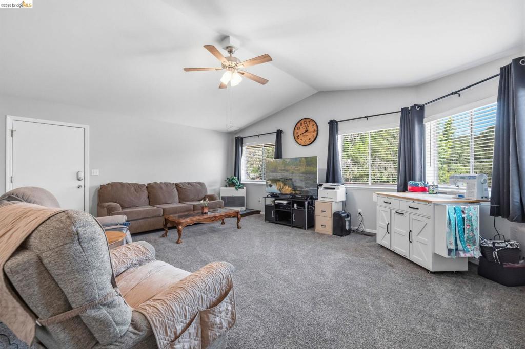 18570 Pradera Real Rd, Sonora, CA 95370