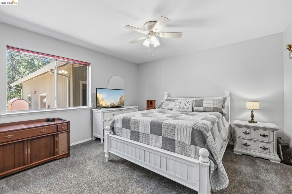 18570 Pradera Real Rd, Sonora, CA 95370