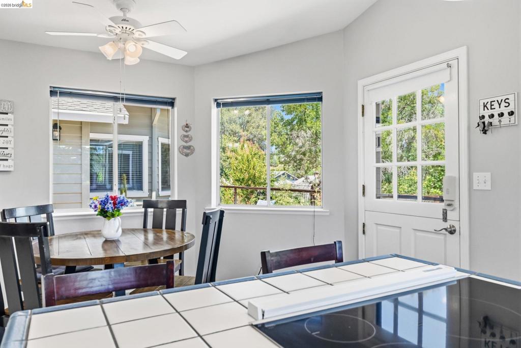 18570 Pradera Real Rd, Sonora, CA 95370