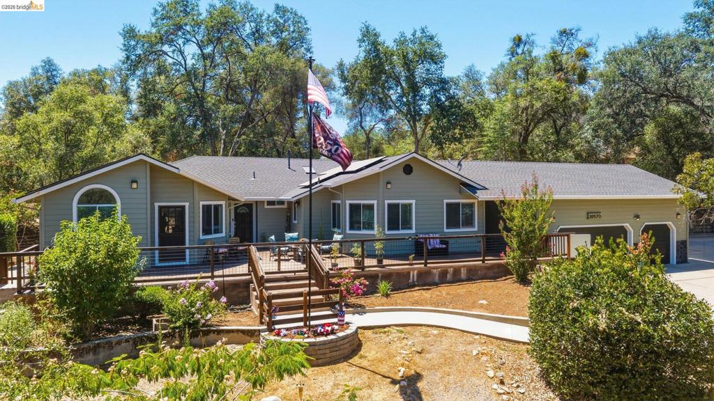 18570 Pradera Real Rd, Sonora, CA 95370