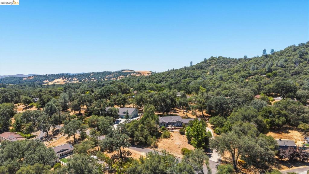 18570 Pradera Real Rd, Sonora, CA 95370