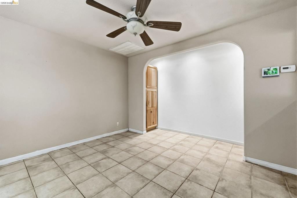 17202 Suez Canal Dr, Sonora, CA 95370