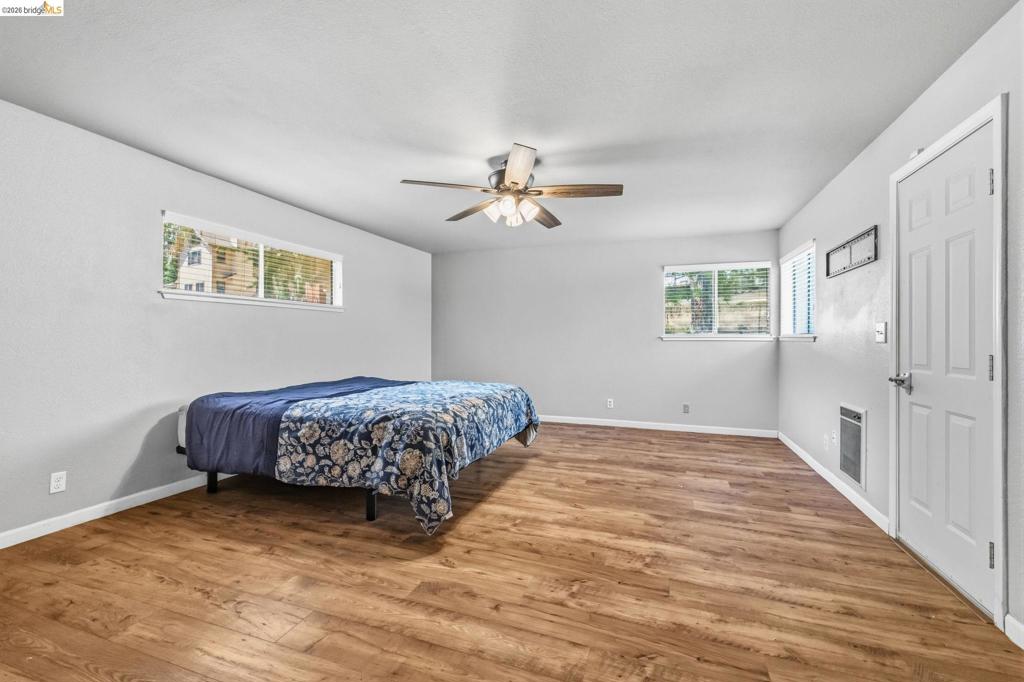 17202 Suez Canal Dr, Sonora, CA 95370