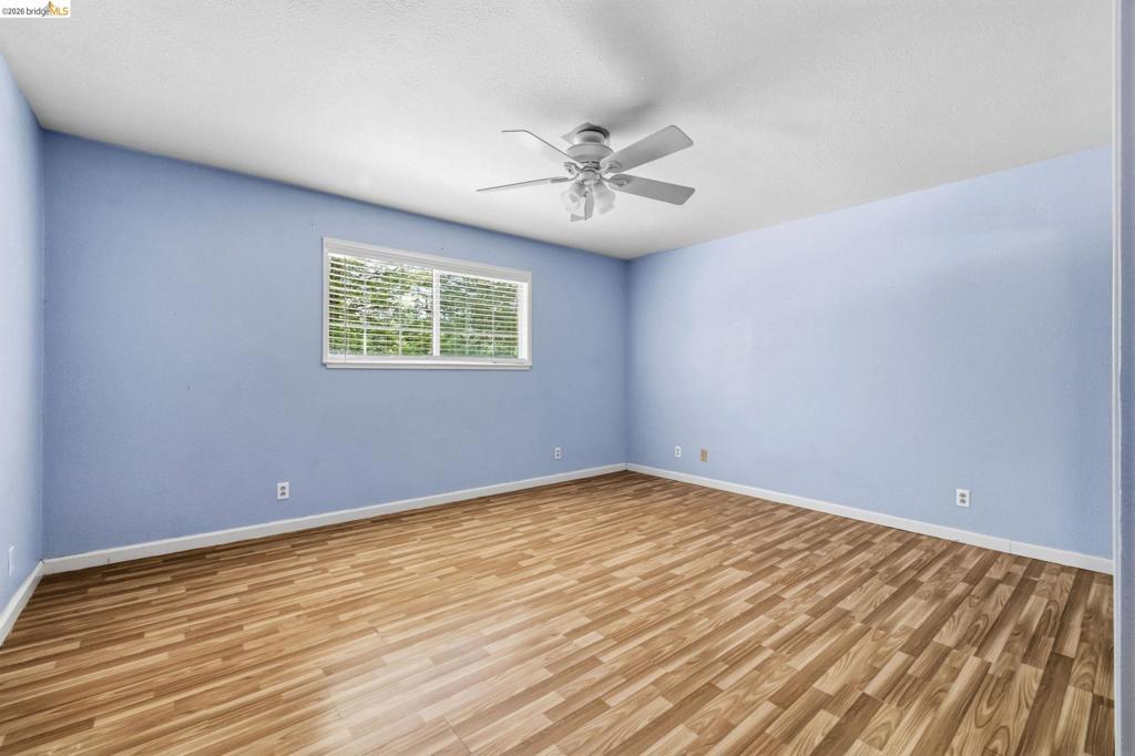 17202 Suez Canal Dr, Sonora, CA 95370