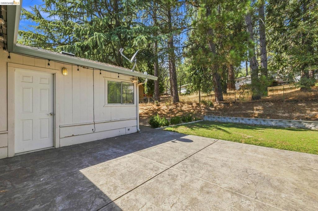 17202 Suez Canal Dr, Sonora, CA 95370