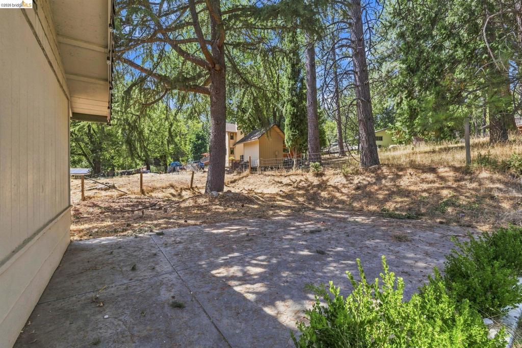 17202 Suez Canal Dr, Sonora, CA 95370