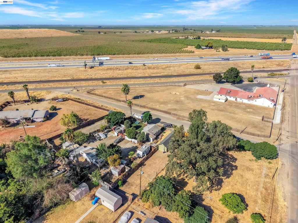 22479 Maple St, Chowchilla, CA 93610