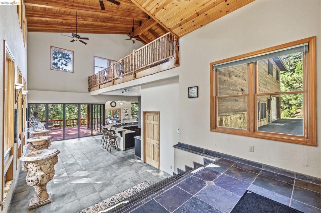 28421 Old Strawberry Rd, Strawberry, CA 95375