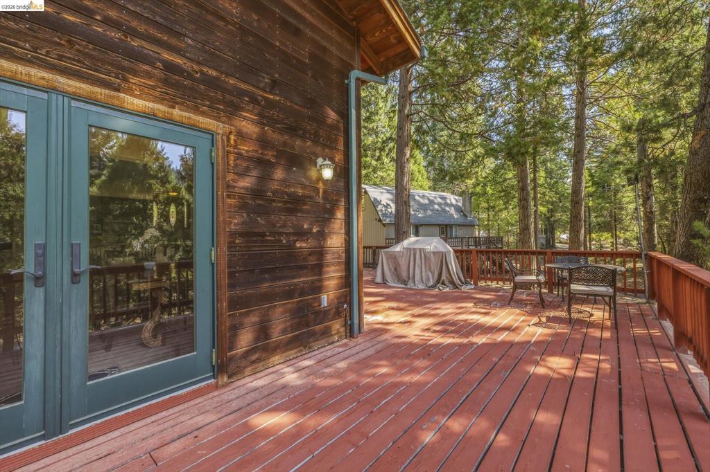 28421 Old Strawberry Rd, Strawberry, CA 95375