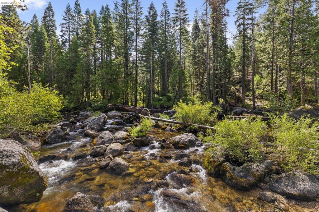 28421 Old Strawberry Rd, Strawberry, CA 95375