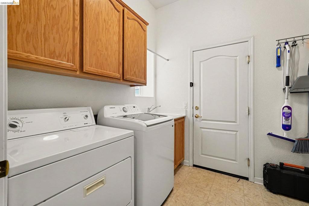 1237 Alderman Ln, Brentwood (CC), CA 94513