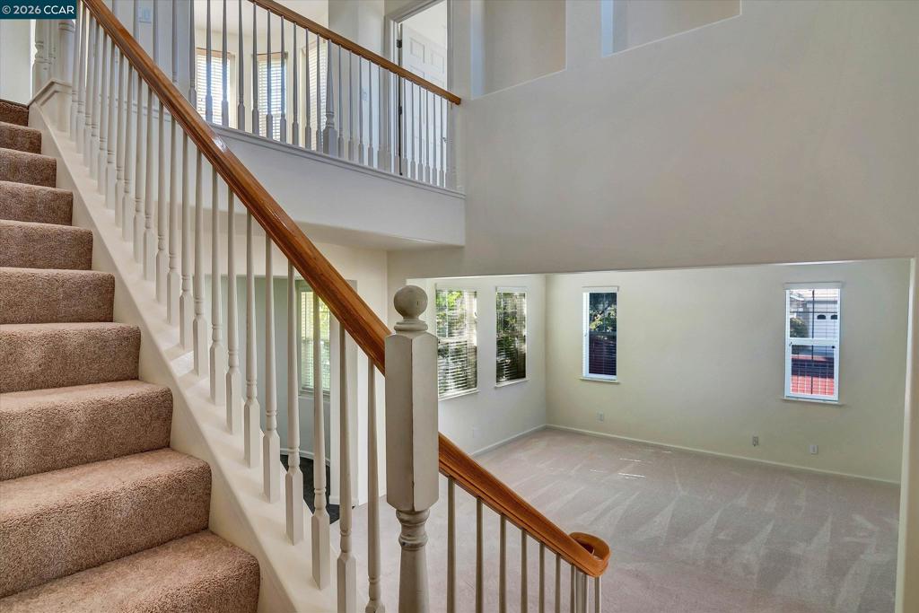 30 Echo Ct, Patterson, CA 95363