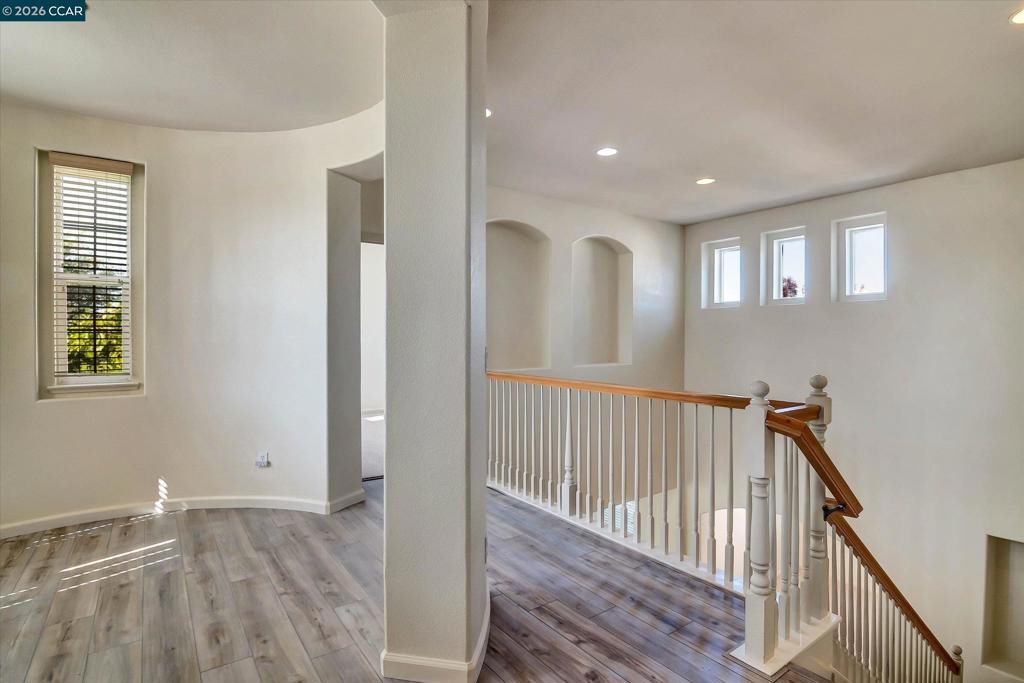 30 Echo Ct, Patterson, CA 95363
