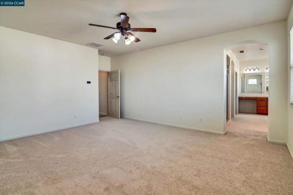 30 Echo Ct, Patterson, CA 95363