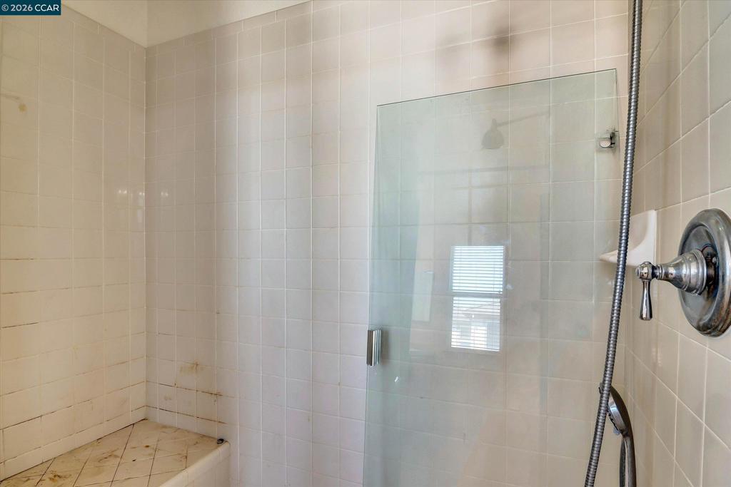 30 Echo Ct, Patterson, CA 95363
