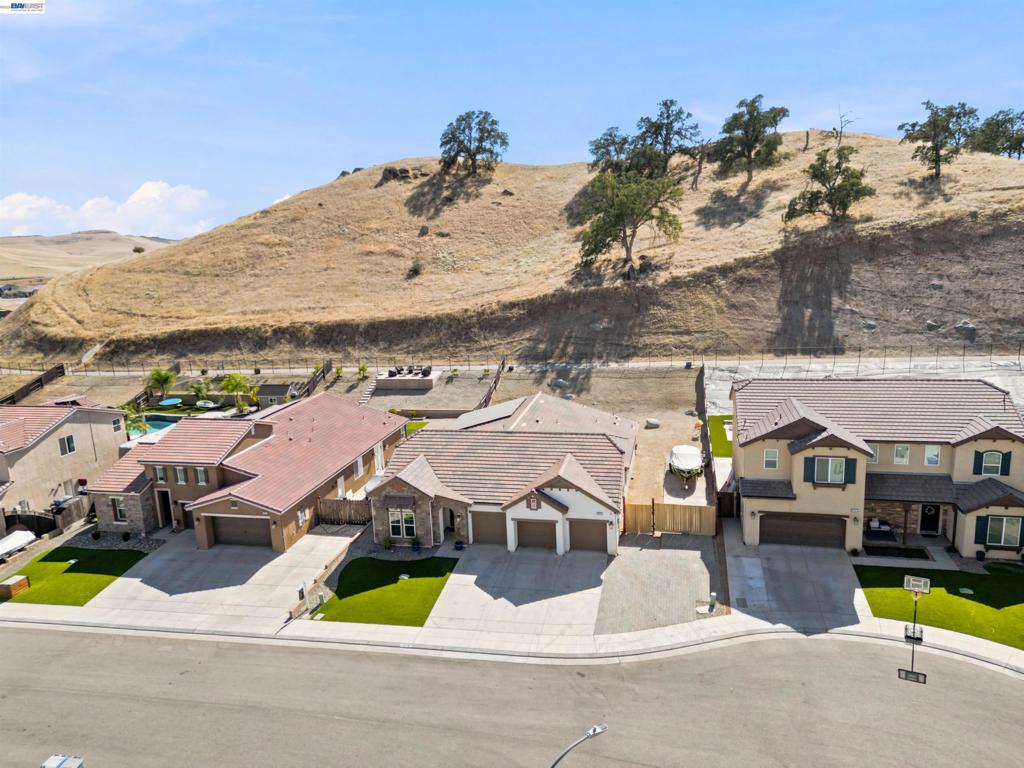 20031 Genteel Dr, Friant, CA 93626