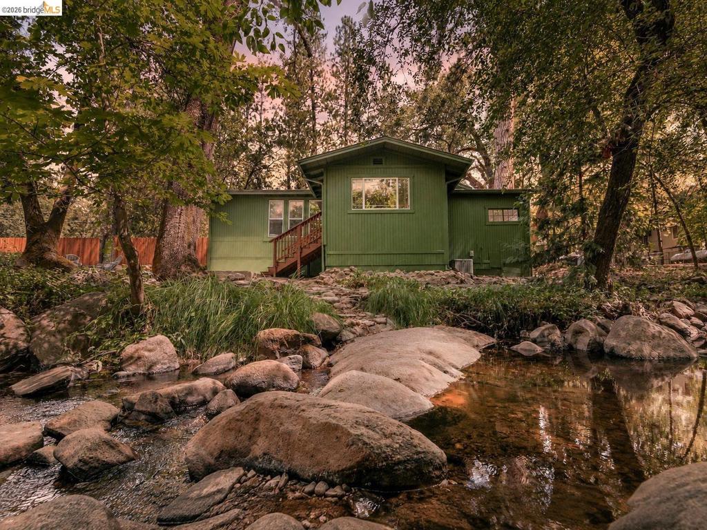 21551 Phoenix Lake Rd, Sonora, CA 95370