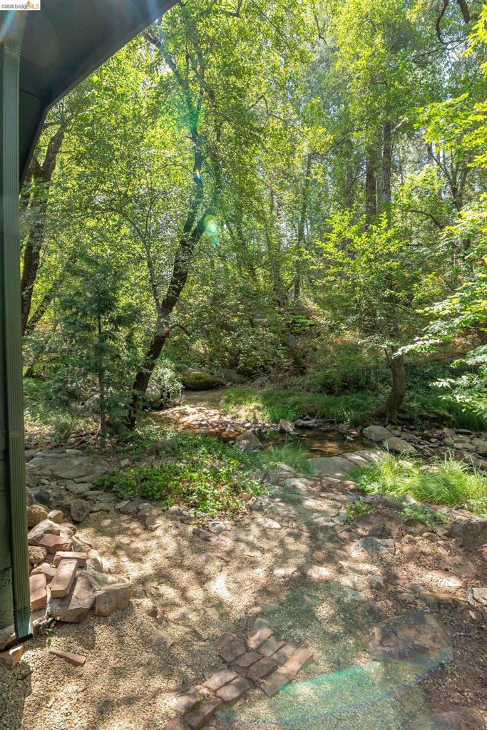 21551 Phoenix Lake Rd, Sonora, CA 95370