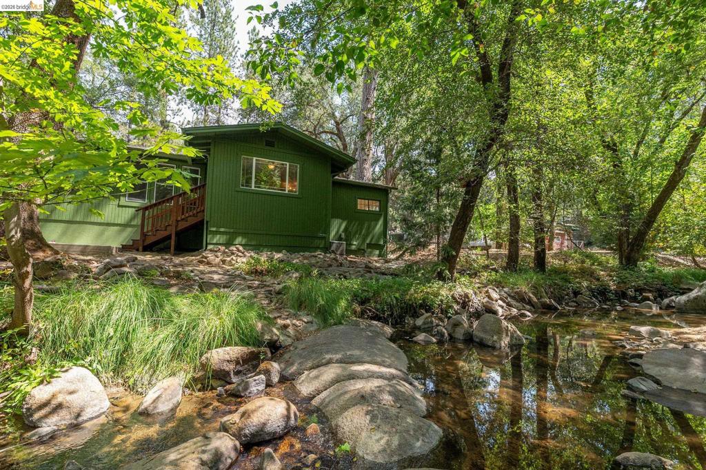 21551 Phoenix Lake Rd, Sonora, CA 95370