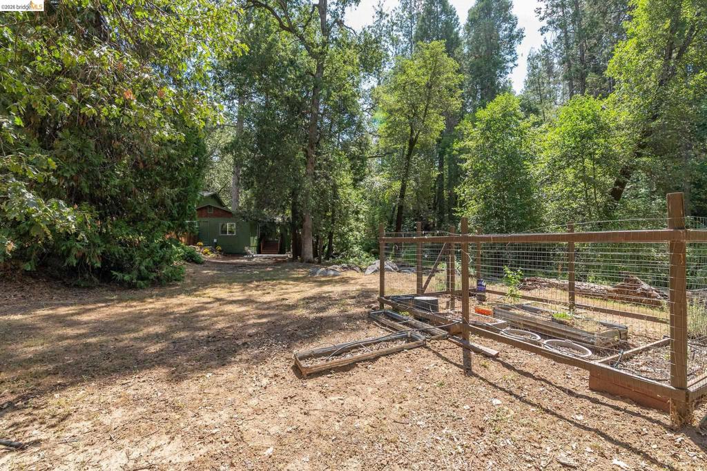 21551 Phoenix Lake Rd, Sonora, CA 95370